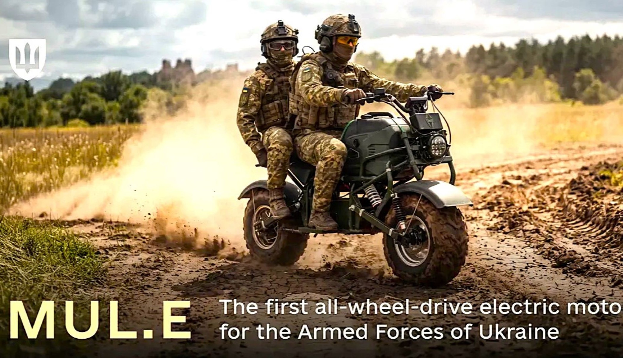 La nueva 'arma secreta' de Ucrania contra Rusia es una mini moto eléctrico con apenas 100 km de autonomía pero con tracción total.