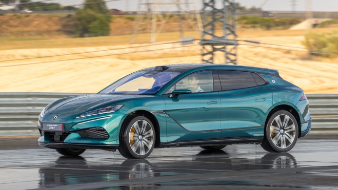 denza z9gt