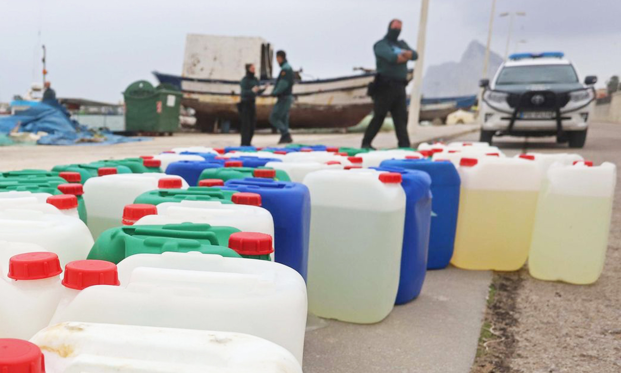 1000 litros gasolina incautados guardia civil almacenados ilegalmente 1