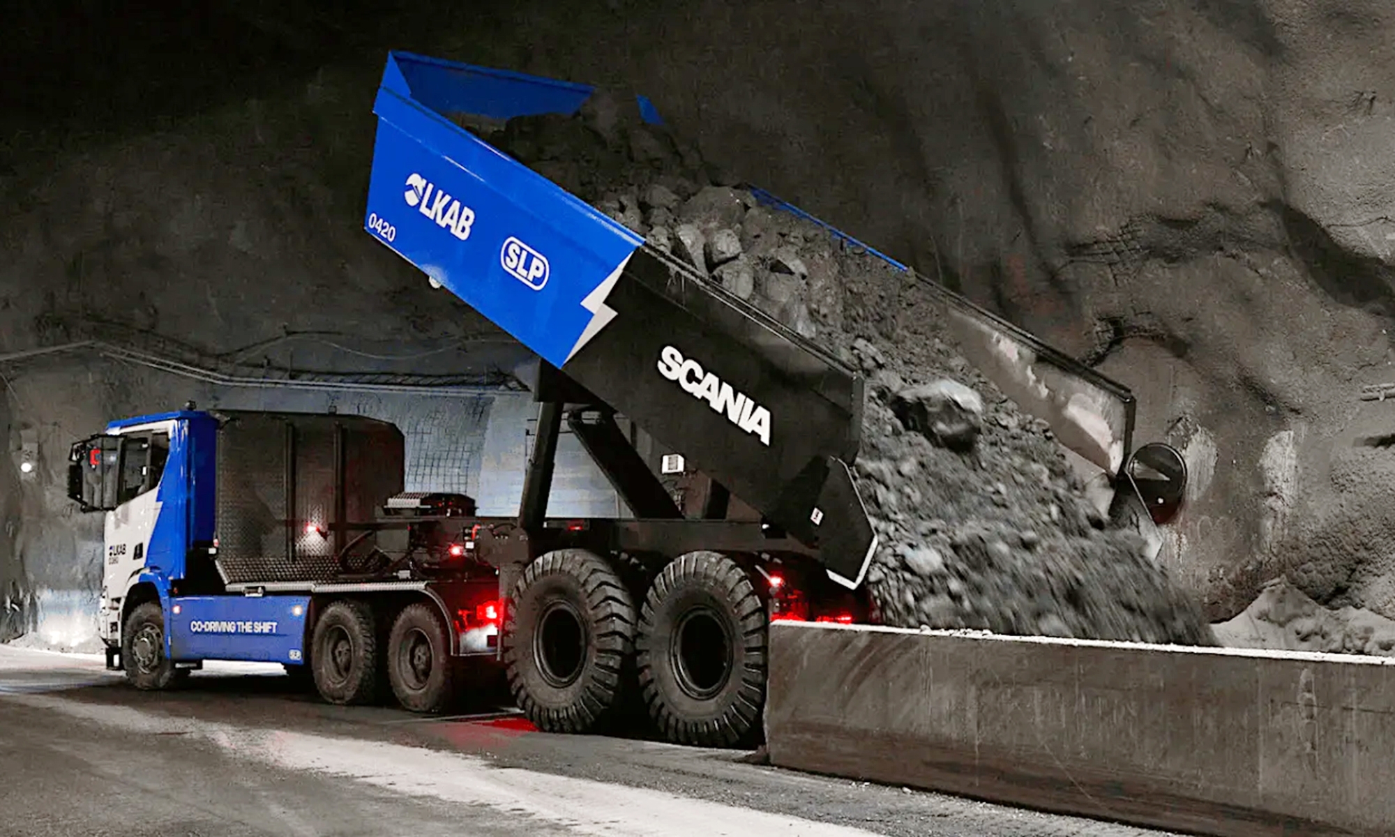 Scania dota a la empresa LKAB de dos camiones eléctricos enfocados en el uso minero.
