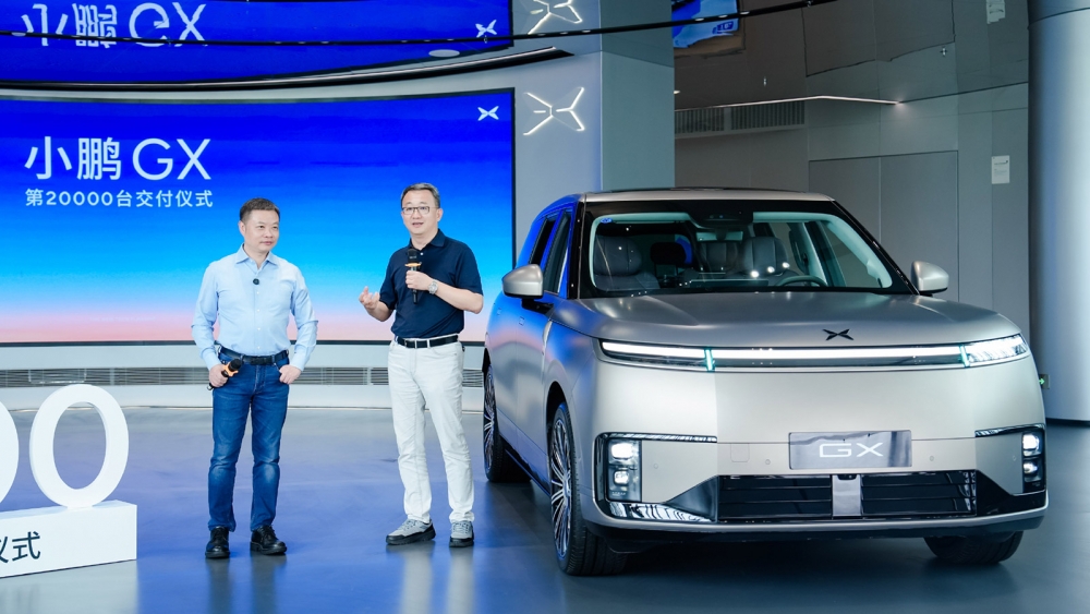 Xpeng GX entrega 20.000 Por 35.400 €, 1.585 km y 20.000 ventas en sólo 3 meses, pero este SUV de lujo de Xpeng no llegará a España Xpeng GX entrega 20.000 Por 35.400 €, 1.585 km y 20.000 ventas en sólo 3 meses, pero este SUV de lujo de Xpeng no llegará a España