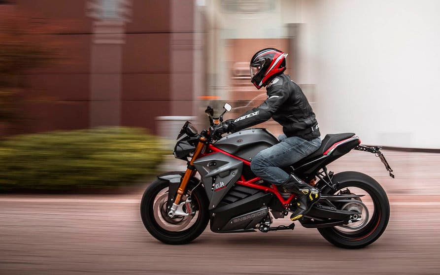  Energica anuncia novedades en la tecnología de recarga rápida de sus motocicletas eléctricas. 