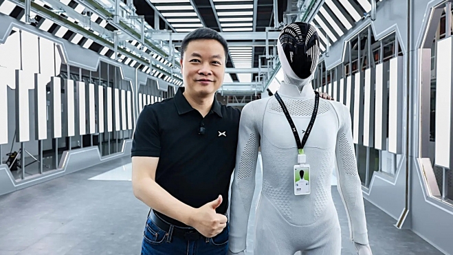 Xpeng IRON Ni Tesla ni Toyota primer robot humanoide ya se fabrica serie socio chino Volkswagen (11) Xpeng IRON Ni Tesla ni Toyota primer robot humanoide ya se fabrica serie socio chino Volkswagen (11)