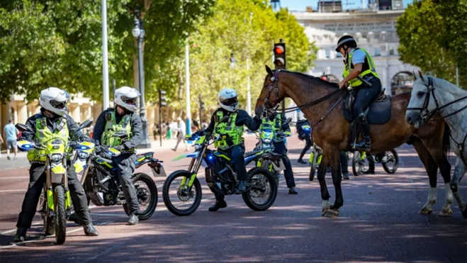 policia londres motos electricas sur ron perseguir ladrones mismas motos 1 policia londres motos electricas sur ron perseguir ladrones mismas motos 1
