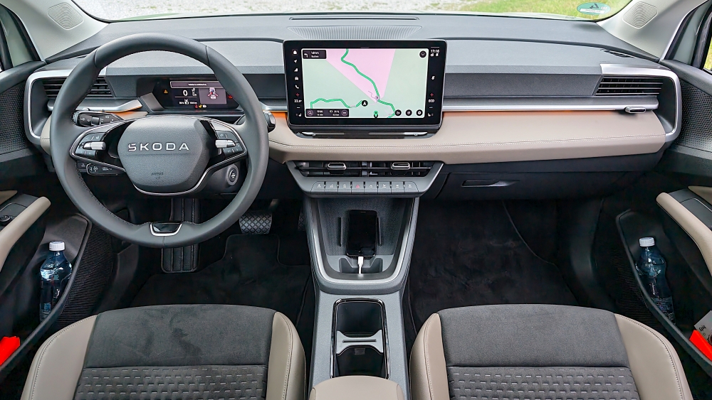 Skoda epiq Probamos el SUV eléctrico de 22.800 € y 440 km hecho en España así va el Skoda Epiq (14) Skoda epiq Probamos el SUV eléctrico de 22.800 € y 440 km hecho en España así va el Skoda Epiq (14)