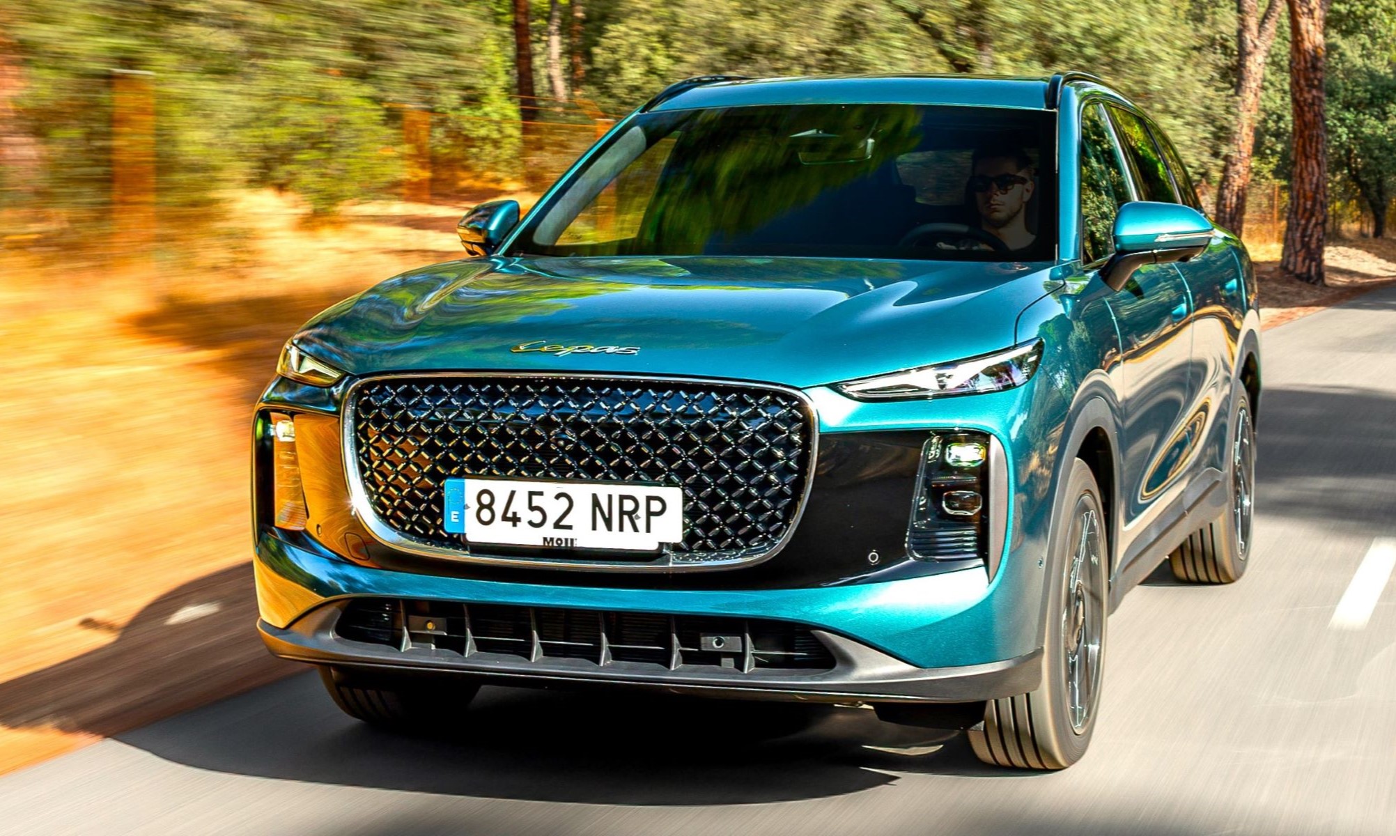 MG, BYD y los fabricantes chinos tienen un nuevo rival del que preocuparse: el Lepas L8 ofrece 1.040 km de autonomía.