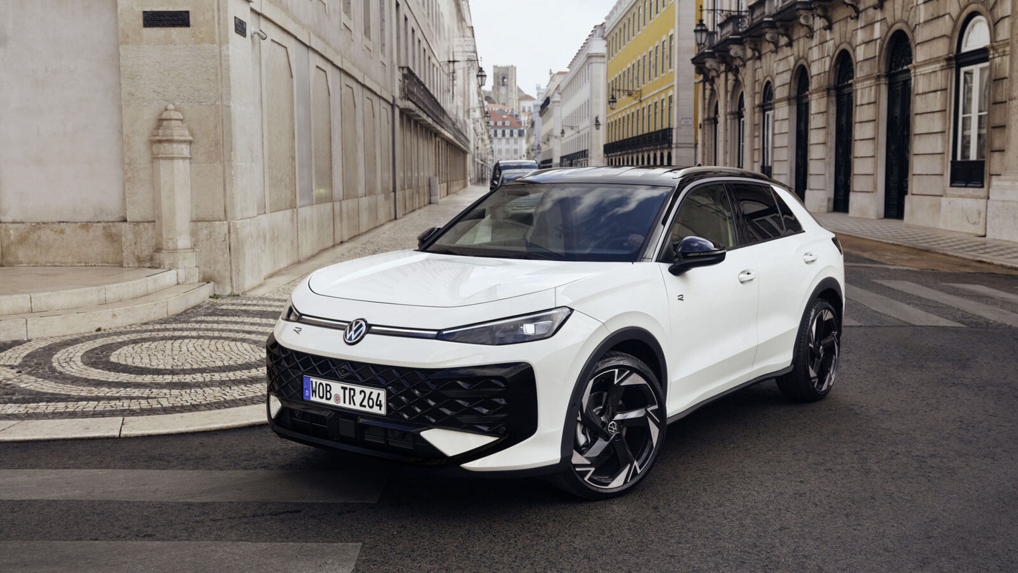 El Volkswagen T-Roc que faltaba en la gama ya está aquí: híbrido, etiqueta ECO y sin necesidad de enchufe