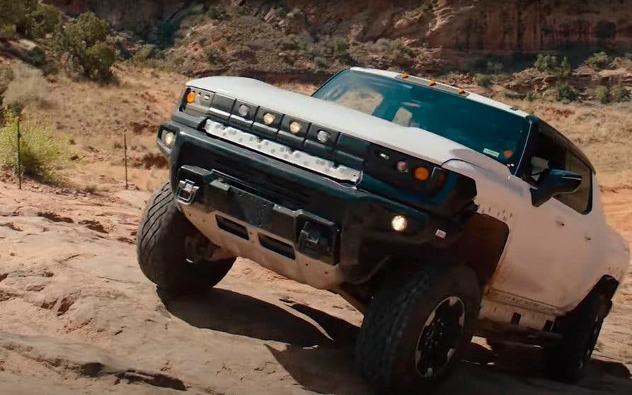 General Motors se llevó cuatro prototipos del Hummer EV al desierto de Moab para calibrar sus modos todoterreno. 