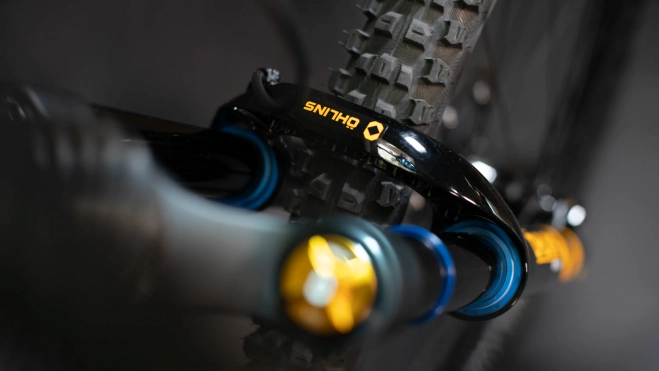 empore ohlins front 01 empore ohlins front 01