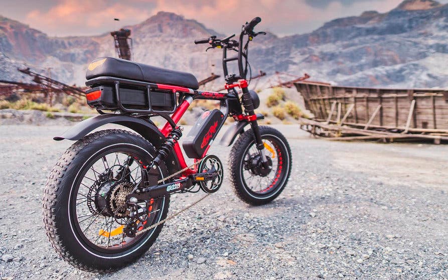  La bicicleta eléctrica Grizzly se actualiza: motores más potentes, baterías de mayor capacidad y nuevas suspensiones. 