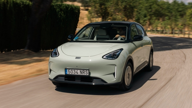 Geely E2 Delantera Geely E2 Delantera
