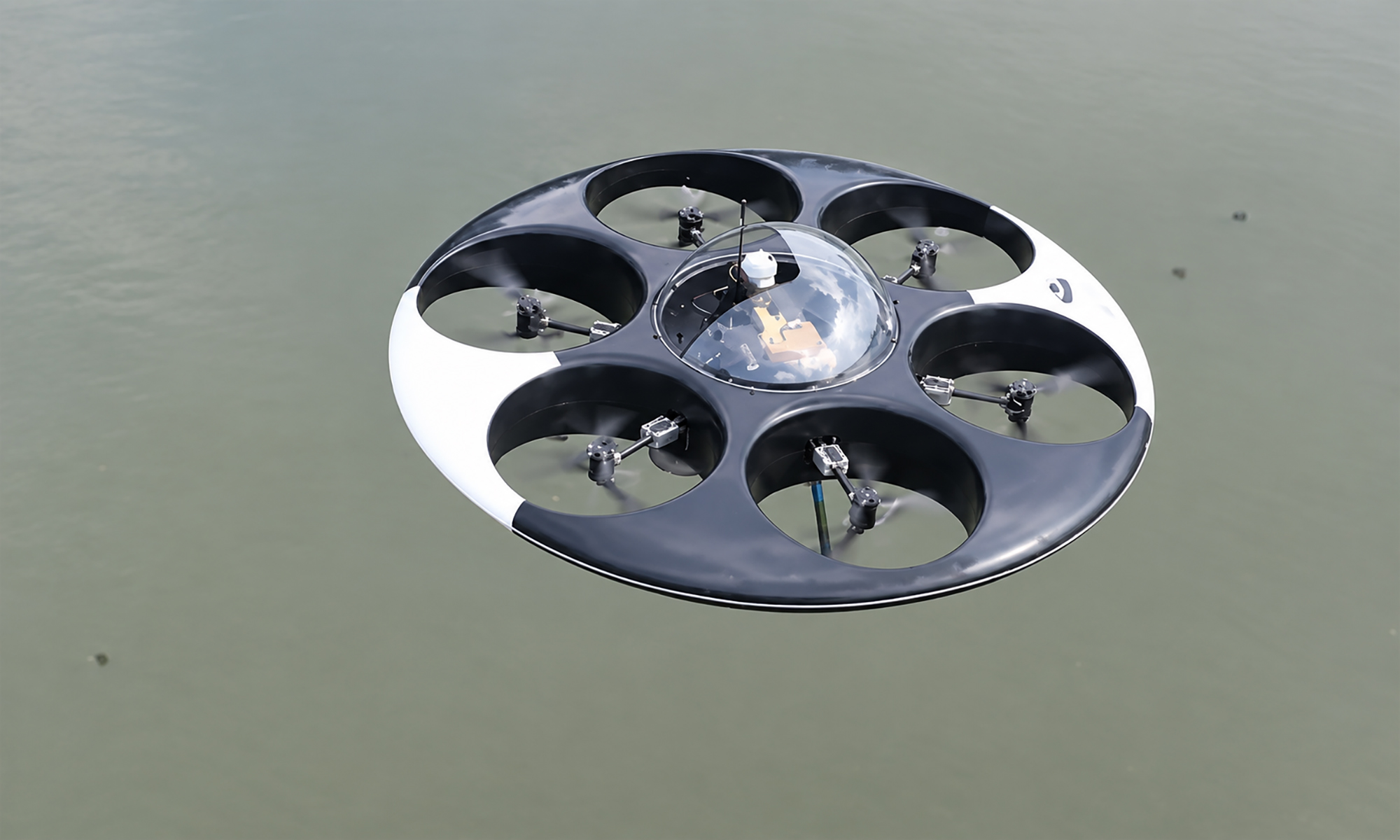 Shenzhen Zhihang UAV ya vende en China su 'OVNI' por 104.500 euros al cambio.