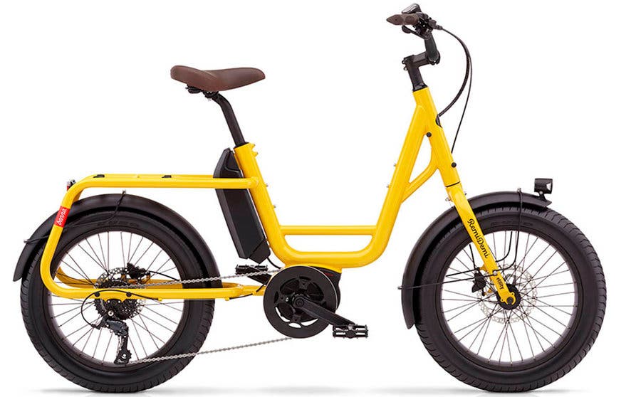  La bicicleta eléctrica Benno RemiDemi es una bicicleta de carga que, por su tamaño, pasa por una bicicleta urbana convencional. 