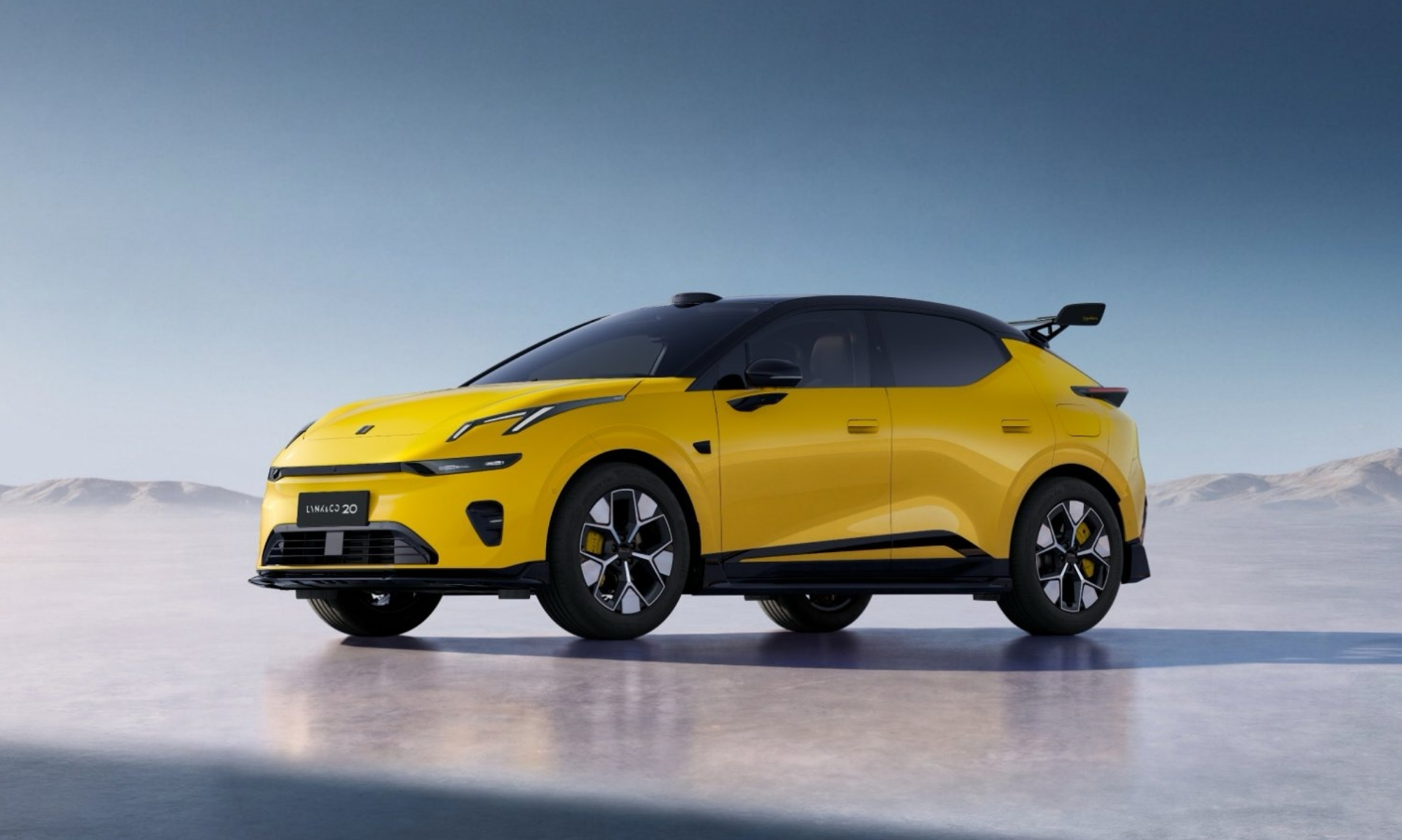 El Lynk & Co 20 se vende en Europa como Lynk & Co 02. Son exactamente iguales.