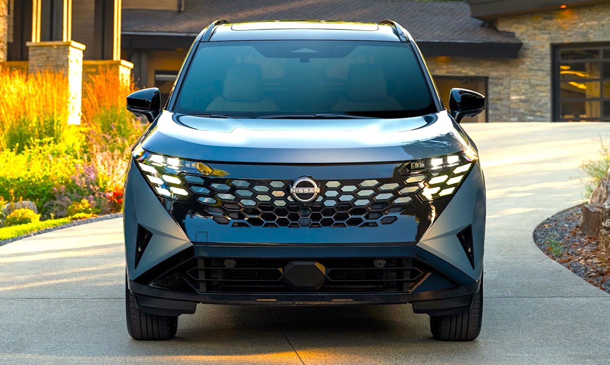 Nissan quiere plantar cara al último Toyota RAV4 y, por eso, estrenará la ultima tecnología del Qashqai en su próximo SUV.