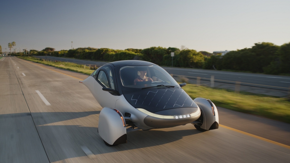 aptera2 644 km de autonomía y 75 kmdía gratis primer coche solar ya listo, pero problema de 102 millones euros aptera2 644 km de autonomía y 75 kmdía gratis primer coche solar ya listo, pero problema de 102 millones euros