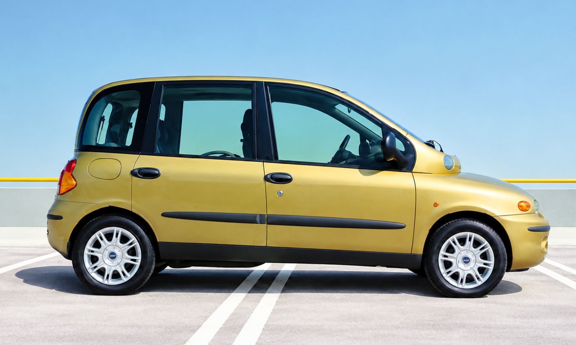 El FIAT Multipla no volverá como tal, pero sí evocarán a su espíritu práctico y familiar.
