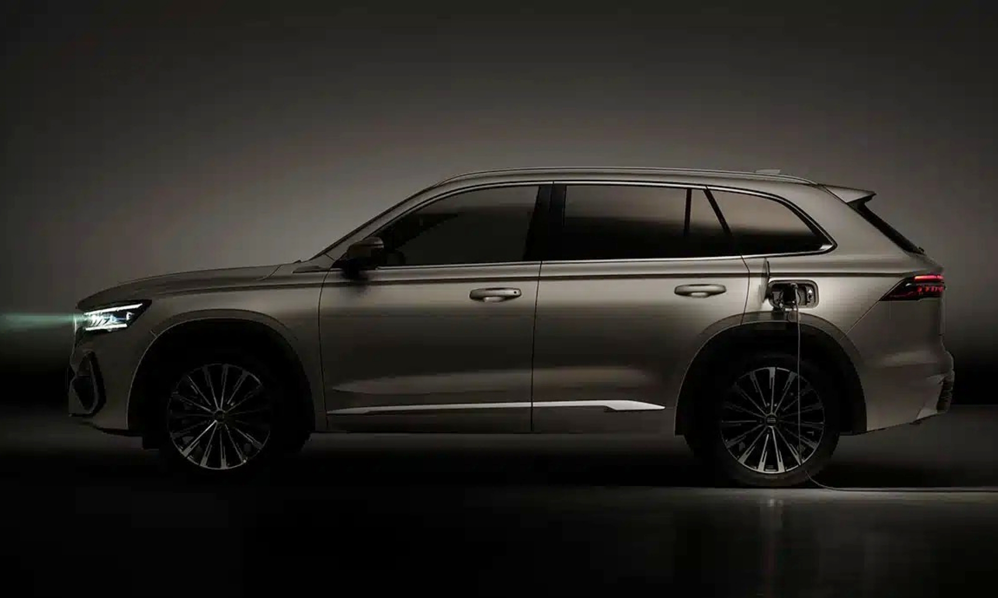 El Monjaro será el primer modelo de Geely en ofrecer una mecánica híbrida enchufable.