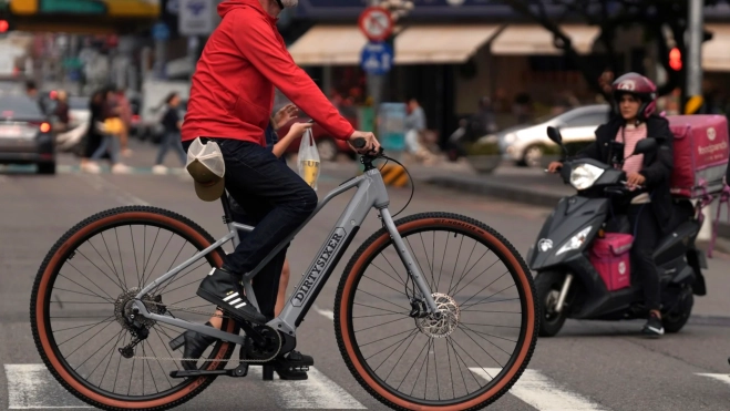 Esta es la nueva bicicleta eléctrica con ruedas de 32'' Esta es la nueva bicicleta eléctrica con ruedas de 32''
