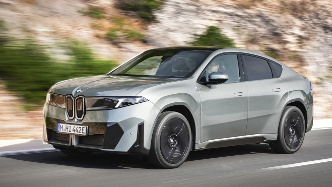 BMW estrena, por primera vez dentro de la Neue Klasse, una silueta coupé. BMW estrena, por primera vez dentro de la Neue Klasse, una silueta coupé.