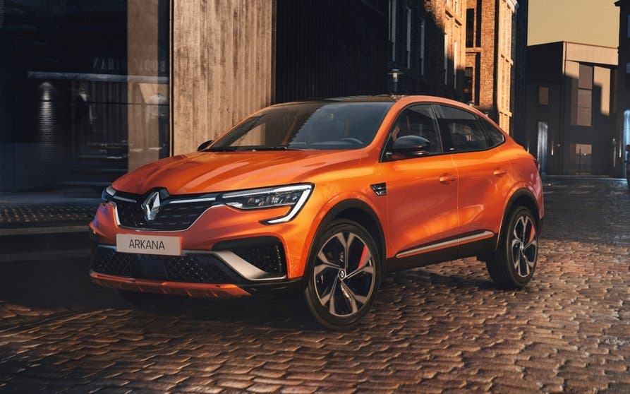  Renault Arkana E-Tech RS Line 