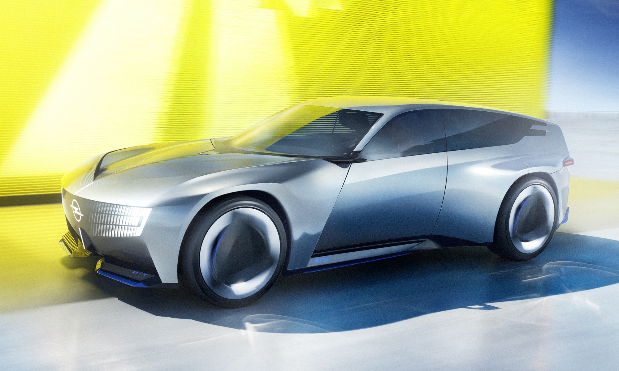 Opel, con el STX, pone en clave el futuro el Astra, que será más familiar que nunca.