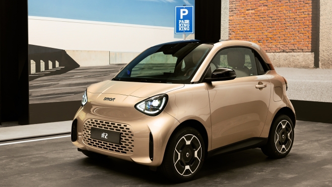 Tras meses de anuncios, el smart #2 ya es una plena realidad. Tras meses de anuncios, el smart #2 ya es una plena realidad.