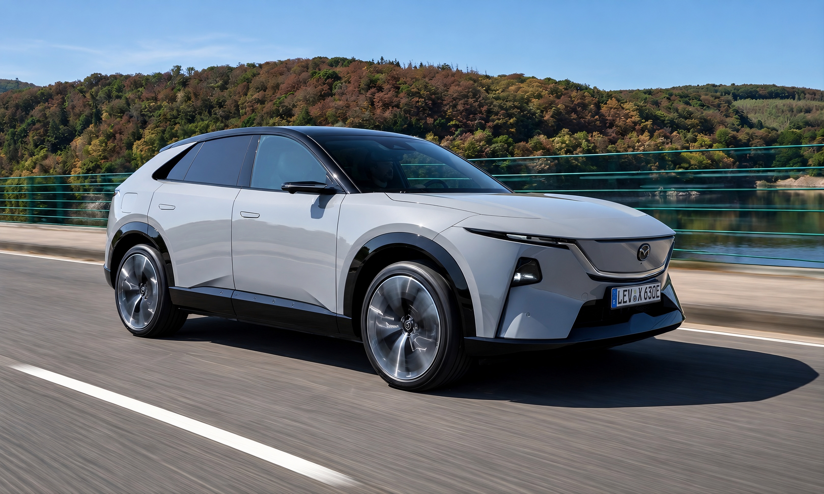 Mazda CX 6e