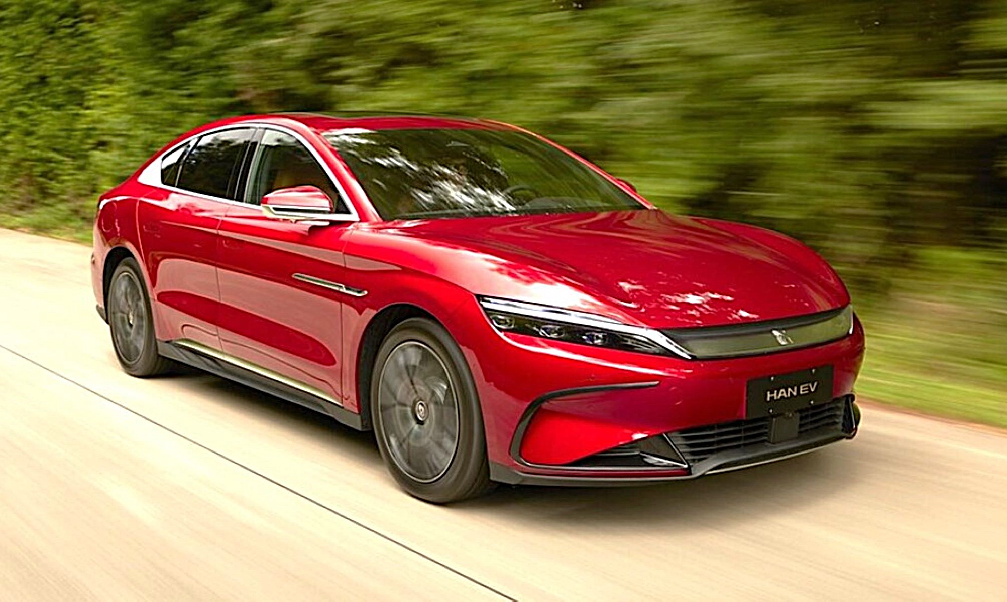 De 1.008 a 566 km de autonomia reales: el último eléctrico de lujo de BYD ejemplifica el problema de todos los coches y SUV chinos.