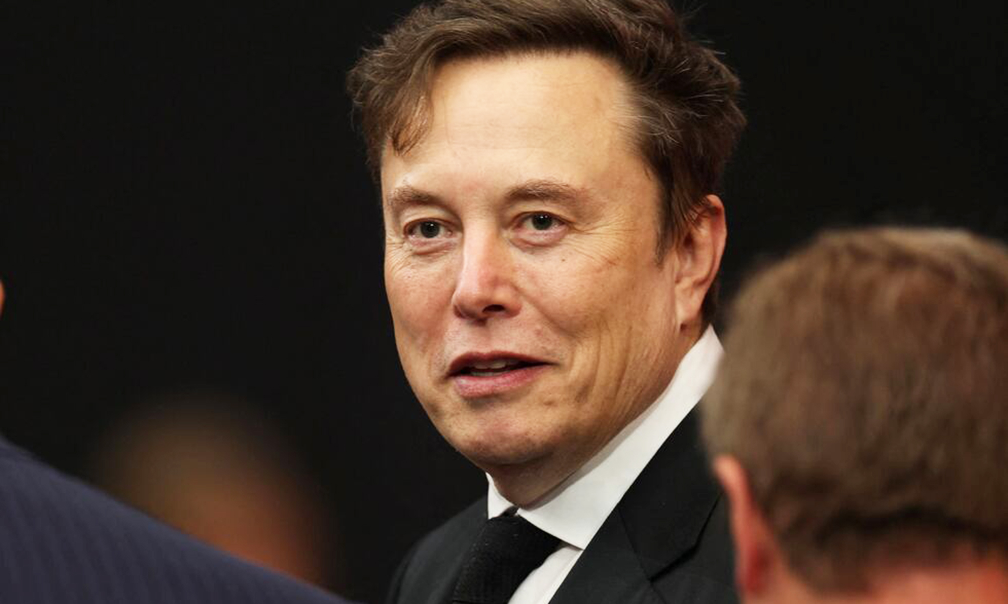 elon musk ceo tesla declaraciones cargar coche electrico 100 por ciento viajar 3