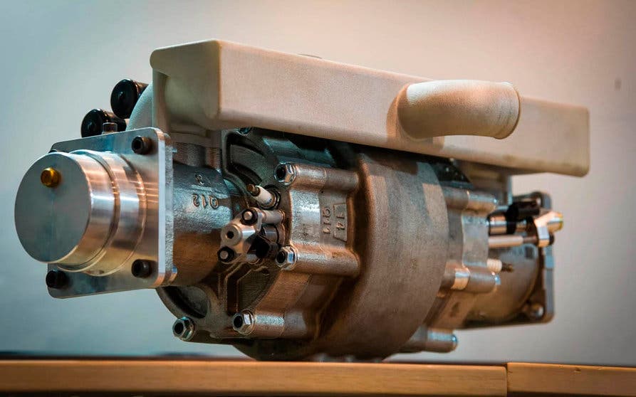  El motor lineal de un solo pistón de Aquarius Engine ha demostrado que puede funcionar alimentado solo por hidrógeno como un generador de energía para coches electrificados. 