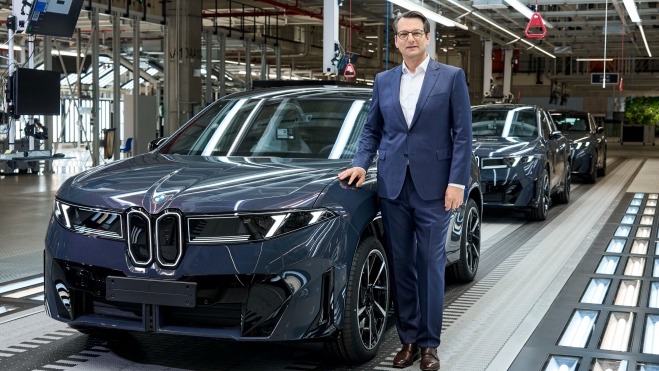 Milan Nedeljkovi BMW iX3 Milan Nedeljkovi BMW iX3