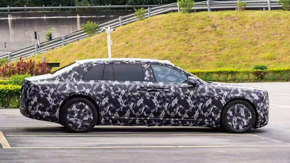 Yangwang HU 260.000 € por un BYD bestia eléctrica 1.000 CV apunta Toyota Rolls Royce (2) Yangwang HU 260.000 € por un BYD bestia eléctrica 1.000 CV apunta Toyota Rolls Royce (2)