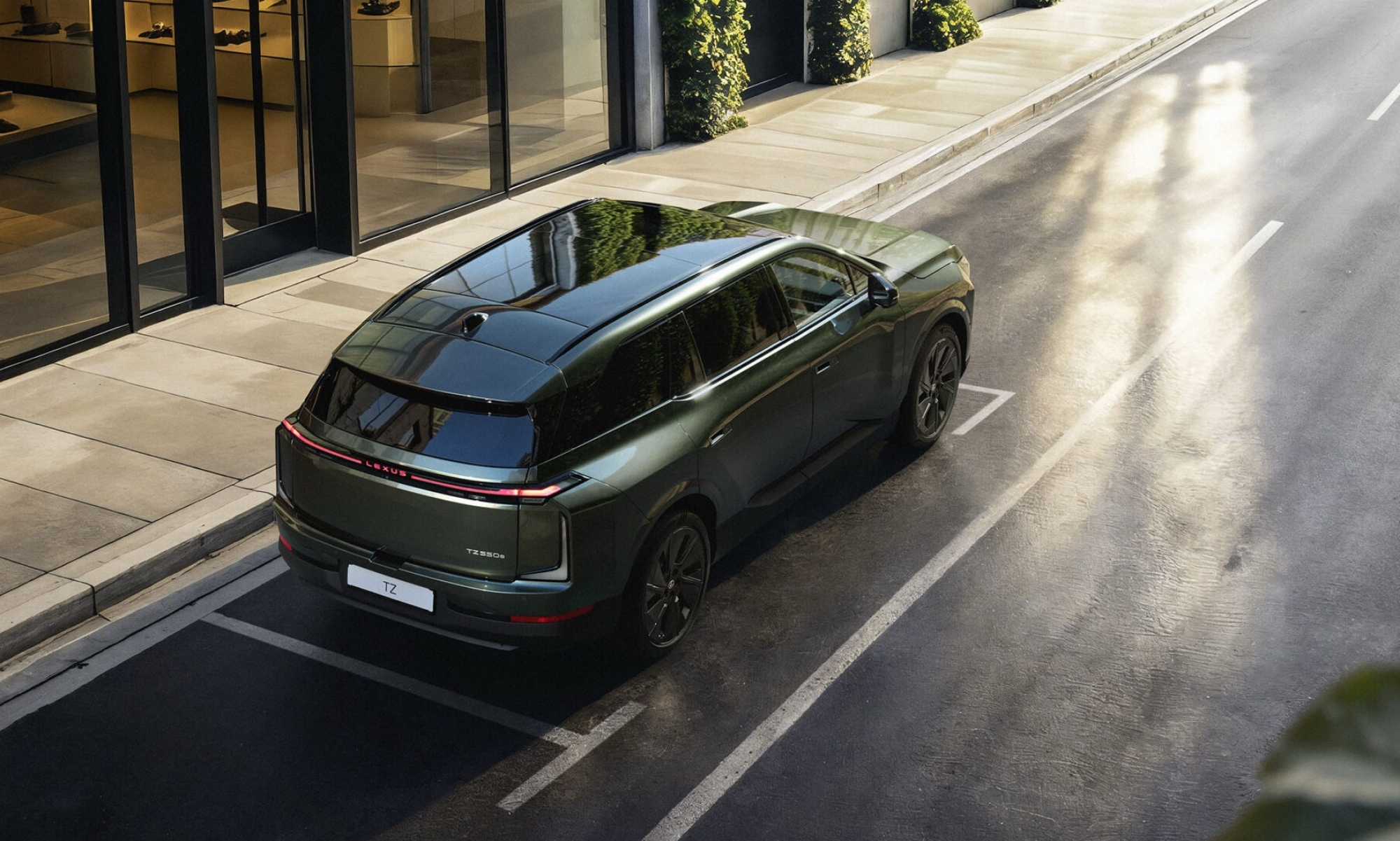 El TZ se convierte en el buque insignia de la familia eléctrica de Lexus.