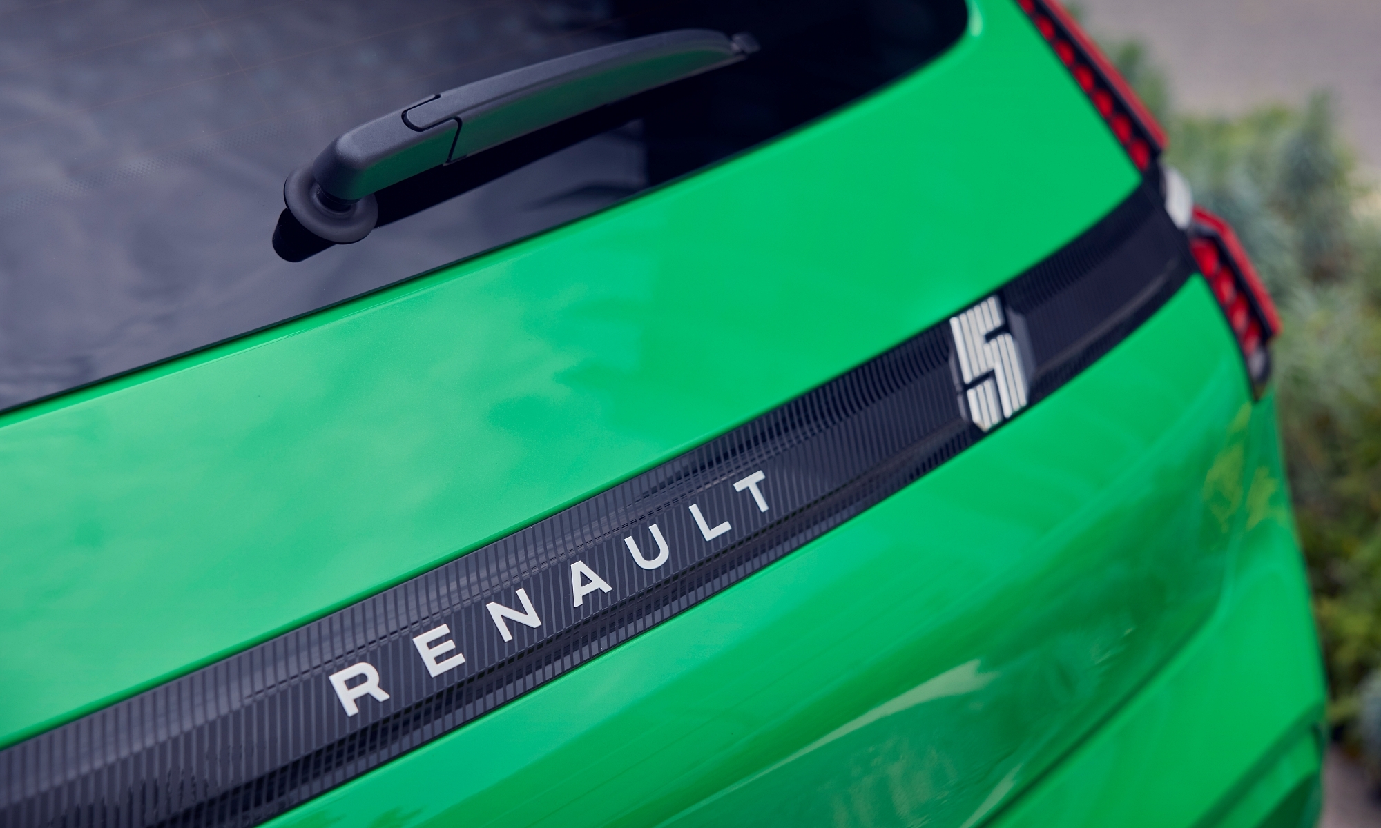 Renault cree que ahora mismo no necesita depender de nadie para vender coches eléctricos.