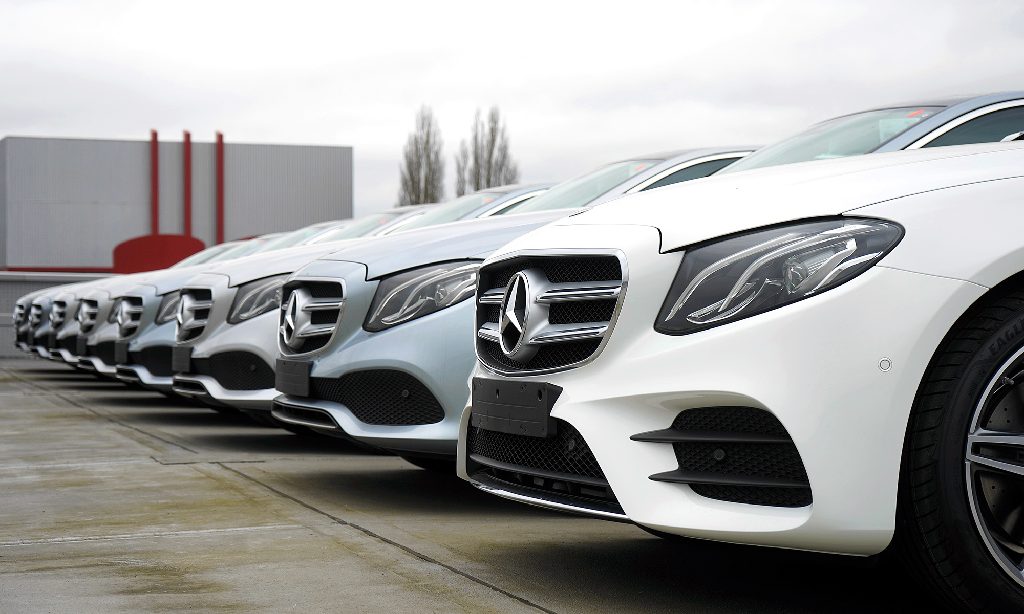 europa acuerdo eliminar exigencia electrificacion coches flota empresas 2