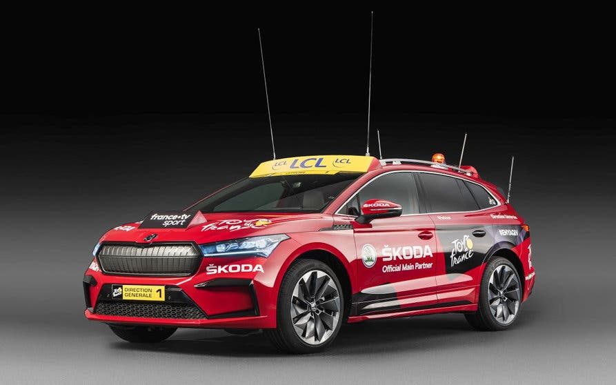  El Skoda Enyaq iV es el coche del Director de Carrera del Tour de Francia. 