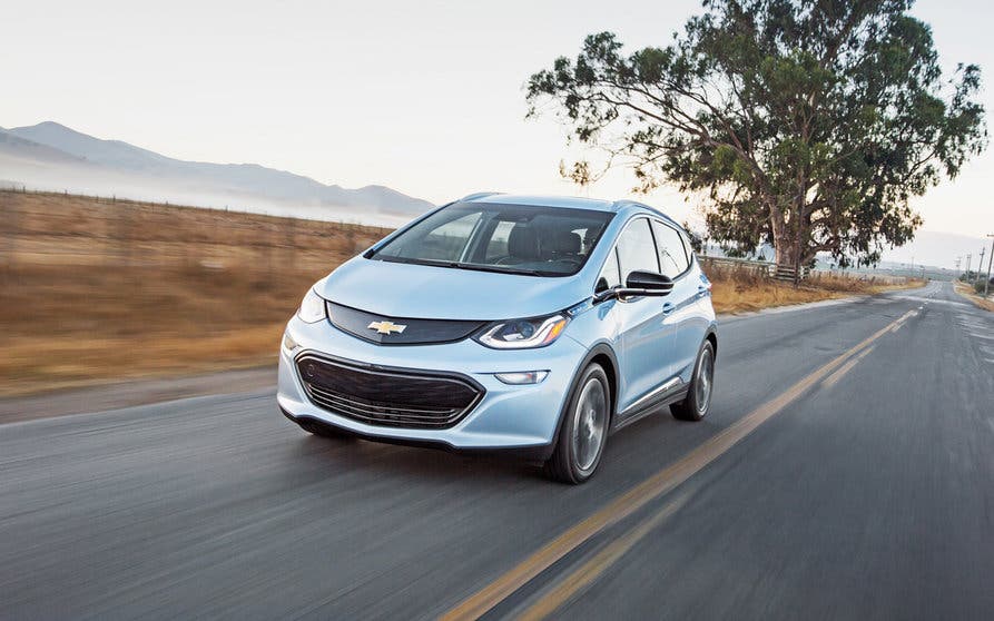  Malas noticias para el Chevrolet Bolt: la NHTSA lanza una alerta por posible combustión espontánea 