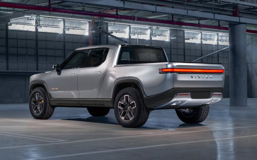  Rivian R1T. 