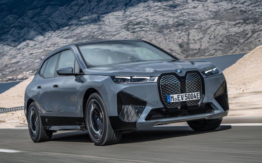  BMW lanzará cuatro nuevos coches eléctricos en los próximos dos años 