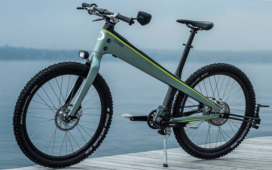  Coleen Modern DB, una bicicleta eléctrica íntegramente fabricada en carbono que incluye un motor eléctrico y una transmisión integradas. 