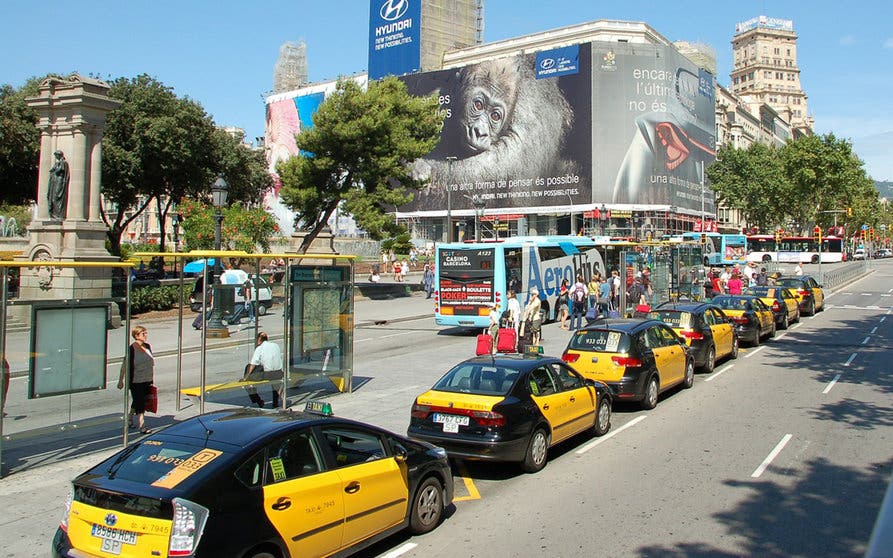  España incrementa su red de taxis eléctricos en 2021 