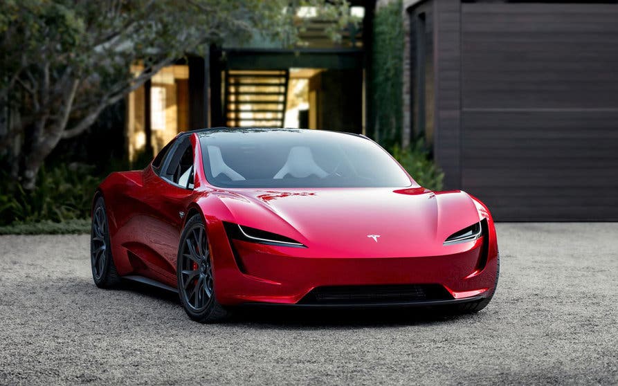  El Tesla Roadster se corona como el coche eléctrico más buscado de 2021 