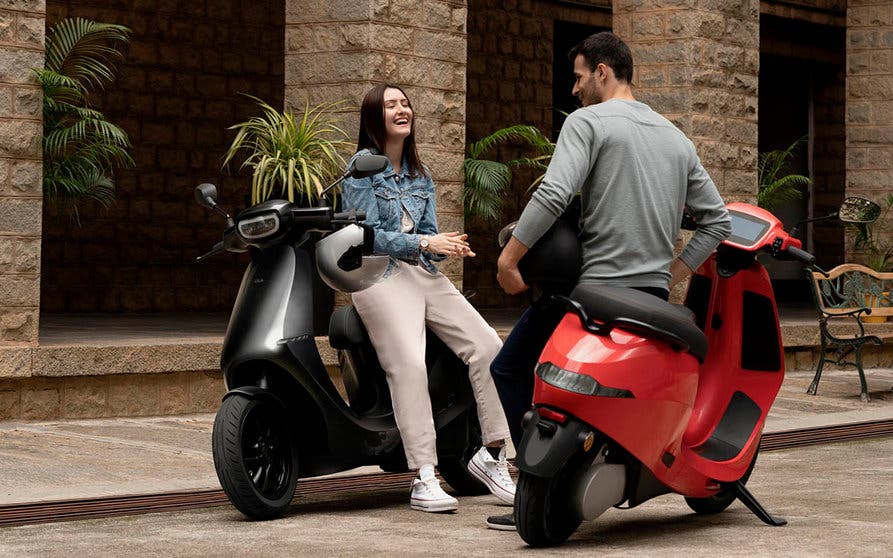  Ola Electric dejará de fabricar el scooter eléctrico S1 durante un año, para priorizar la producción del S1 Pro, puesto que su demanda es mucho mayor. 