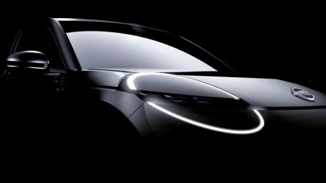 Nissan muestra las primeras imágenes del relevo del Micra, un coche eléctrico de pequeño tamaño Nissan muestra las primeras imágenes del relevo del Micra, un coche eléctrico de pequeño tamaño