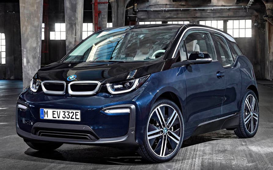  Adiós al BMW i3, un icono de la movilidad eléctrica que se despedirá en julio de 2022. 