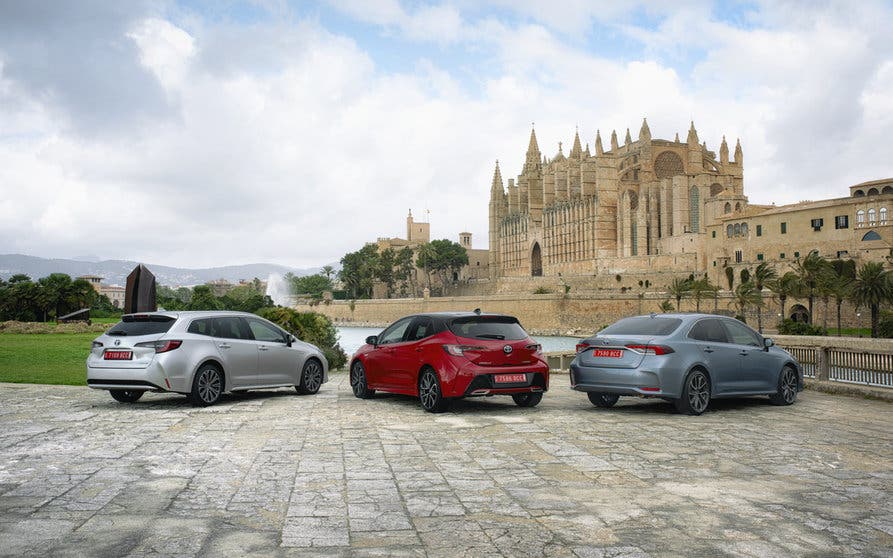 Dos híbridos consiguen ser los coches más vendidos en España durante enero 