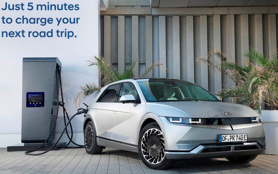 Hyundai Ioniq 5.   Hyundai Ioniq 5.