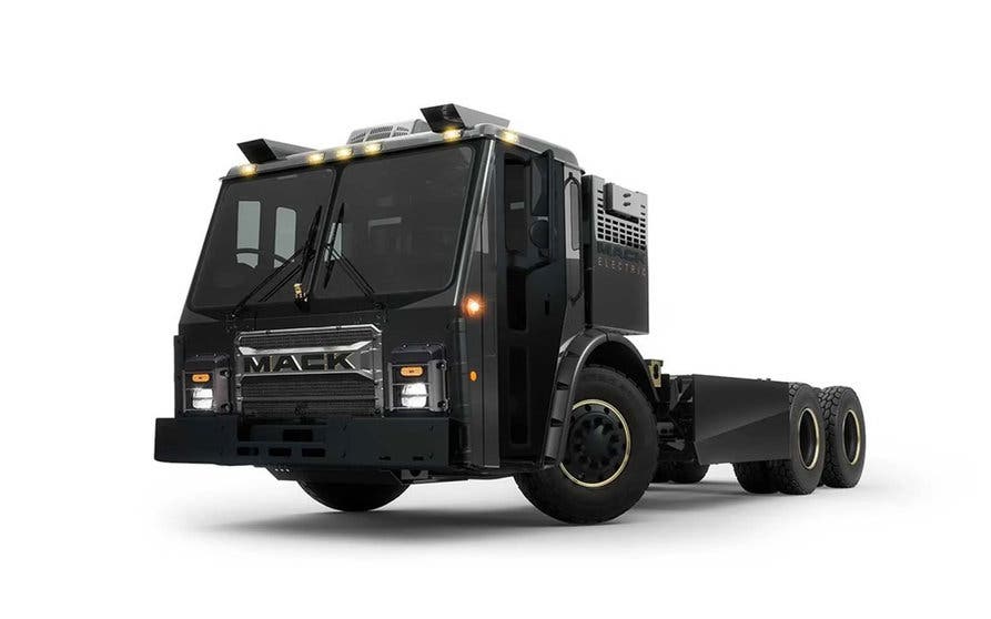  Mack Trucks ofrece a sus clientes un servicio todo incluido 