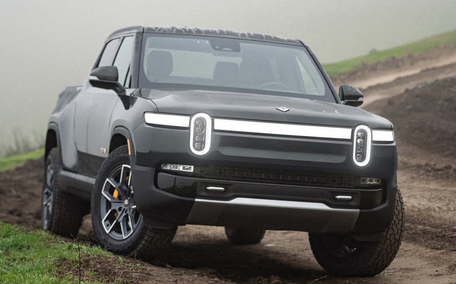  Rivian recula: no subirá precios para detener la sangría de cancelaciones 